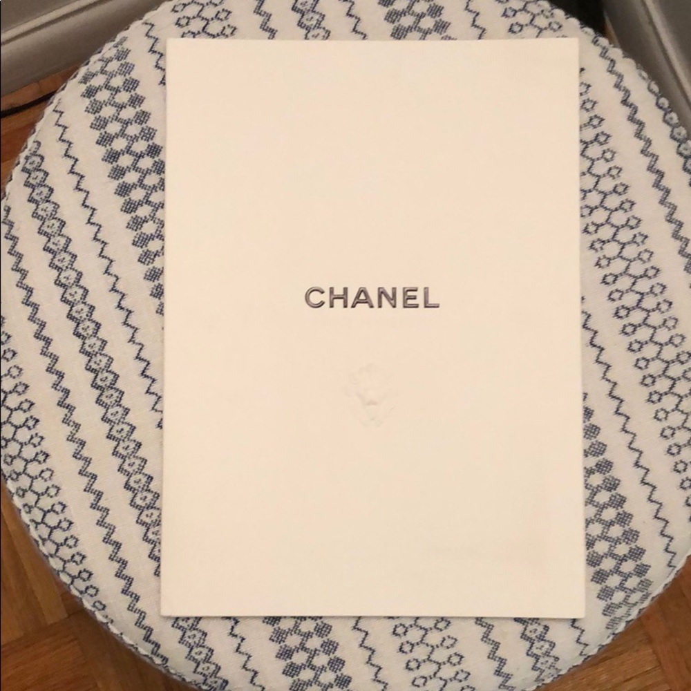 Chanel Folder